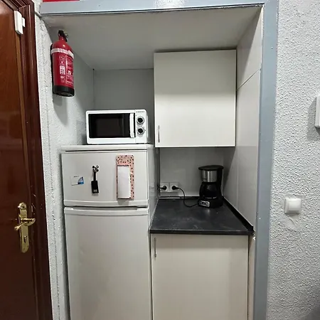 Anson Apartman *
